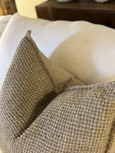 LOUISA. NATURAL SILK SQUARES CUSHION. 60 X 60CM