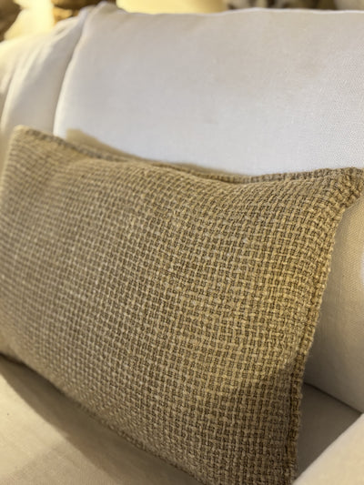 LOUISA2. NATURAL. SILK SQUARES WEAVE. 60 X 40 CUSHIONS.