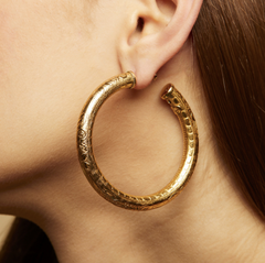 MAORO GOLD LARGE HOOPS